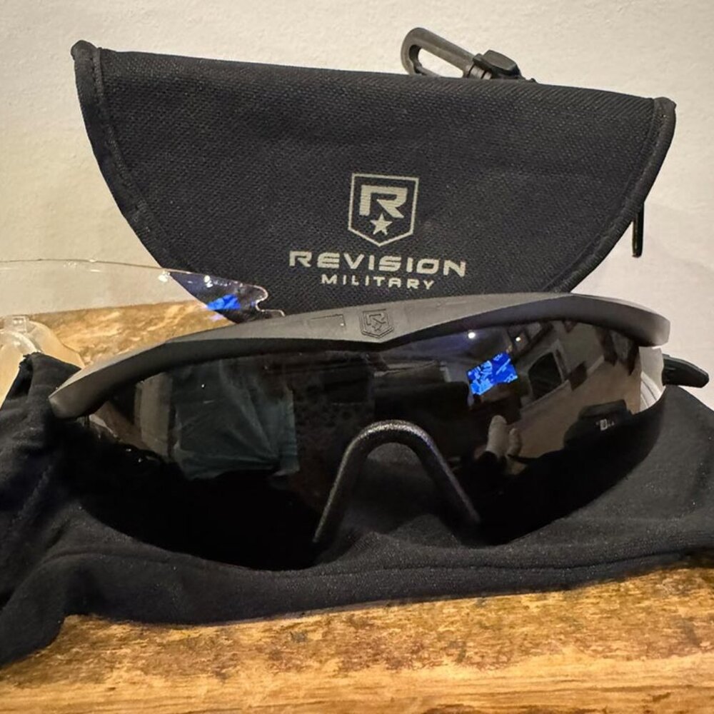 Revision Military Sawfly ballistic eyewear kit - smoke and clear lense